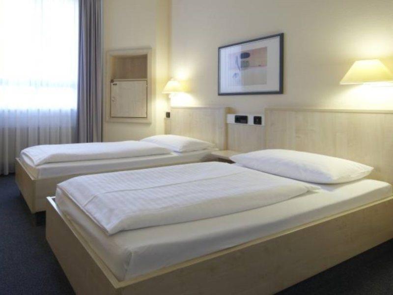Rugs Hotel Augsburg City מראה חיצוני תמונה