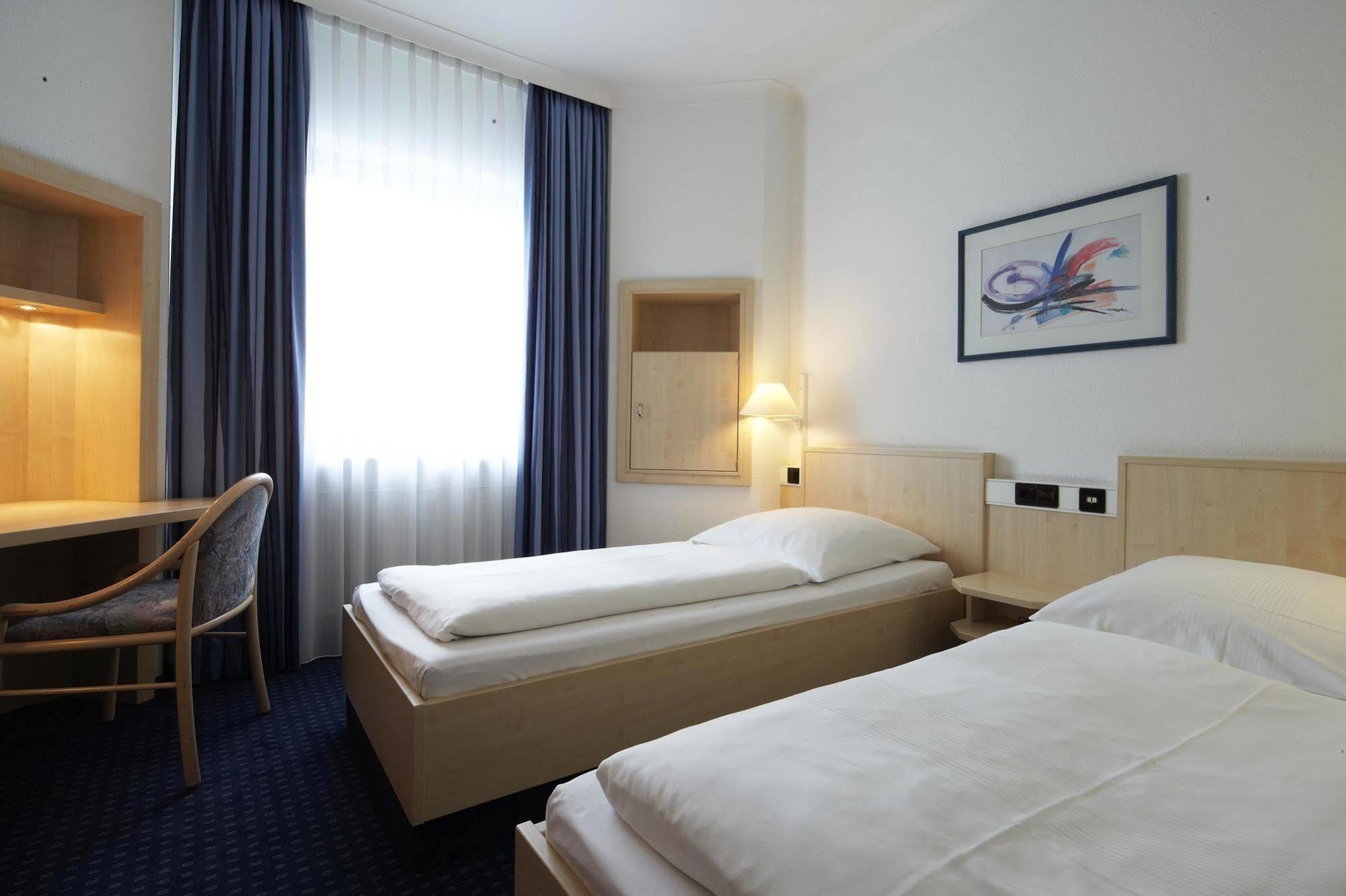 Rugs Hotel Augsburg City מראה חיצוני תמונה
